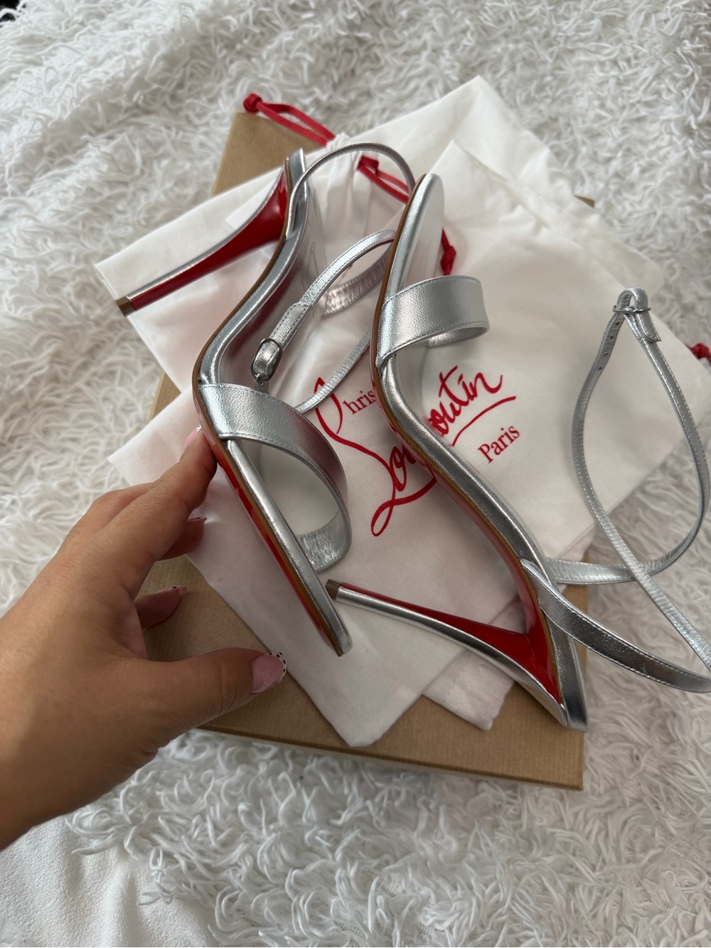 Christian Louboutin "Miss Z" sandals in metallic silver leather - Picture 4 of 15